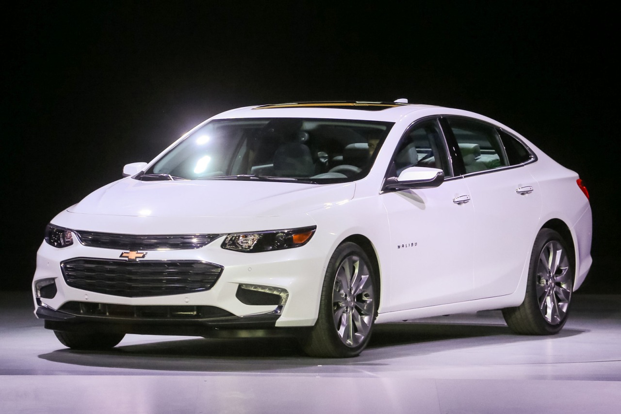 New 2016 Chevrolet Malibu Premier w/2LZ 35368